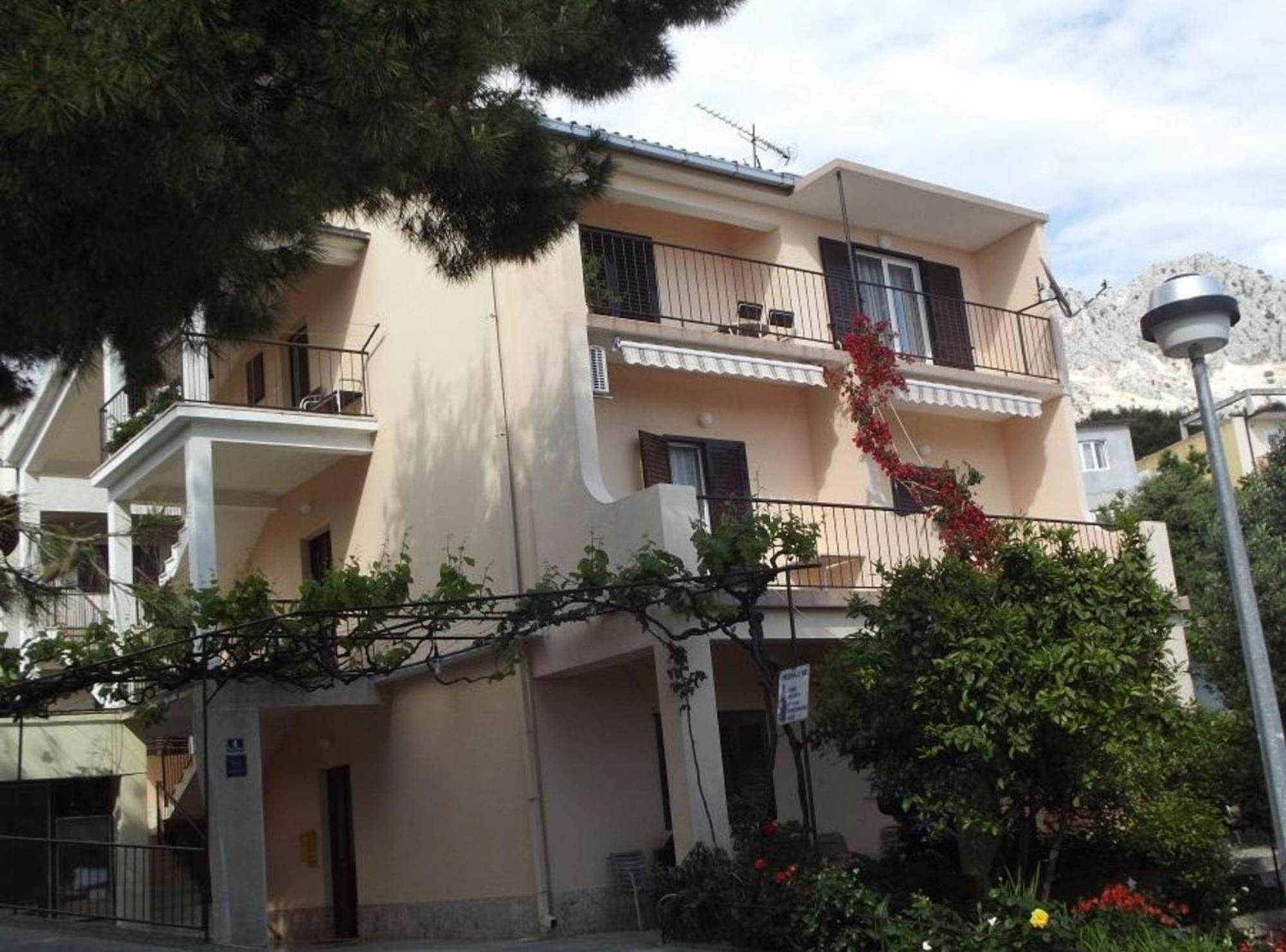 Apartments Roscic Podgora Exteriör bild